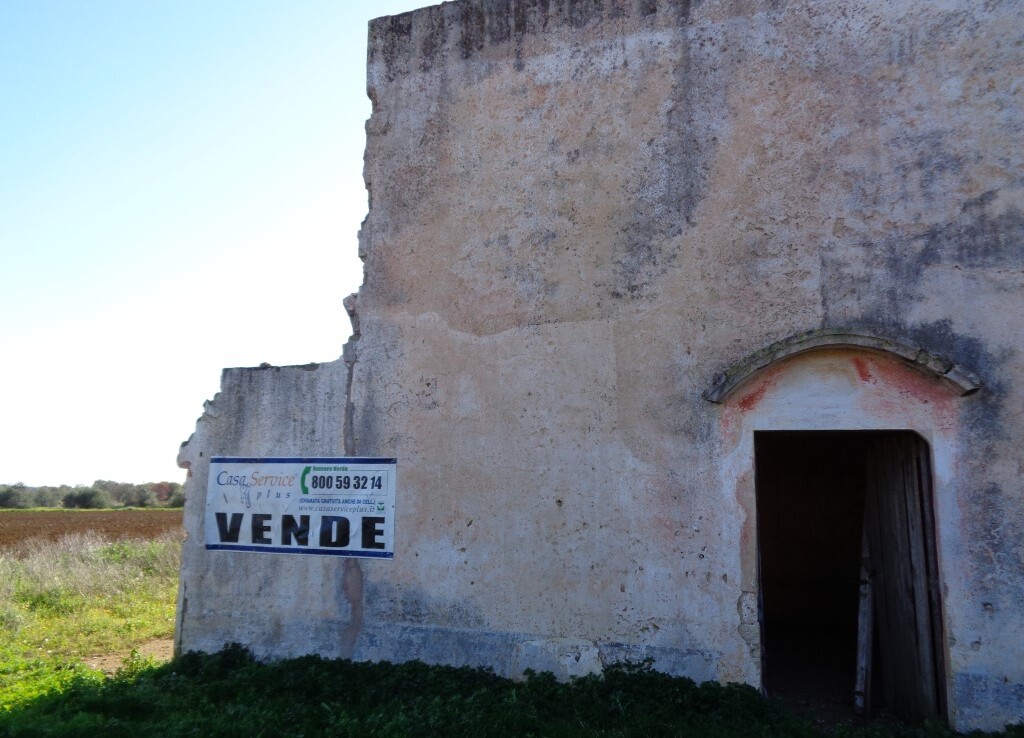 Meravigliosa masseria del 1800 da ristrutturare ad Alezio